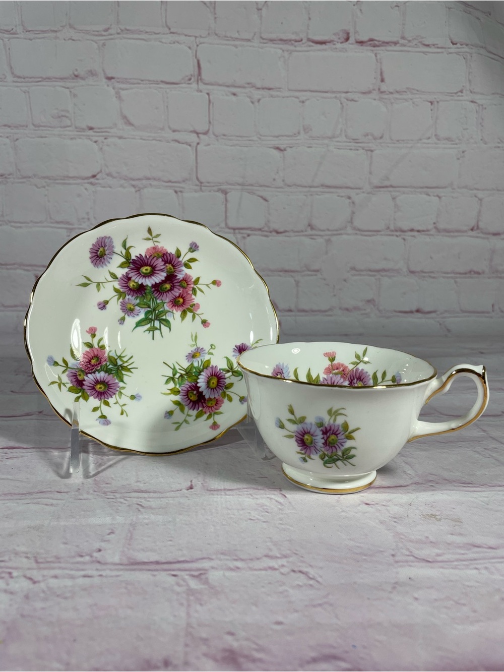 Vintage Hammersley Floral 4149 Bone China Footed Teacup and Saucer Set England